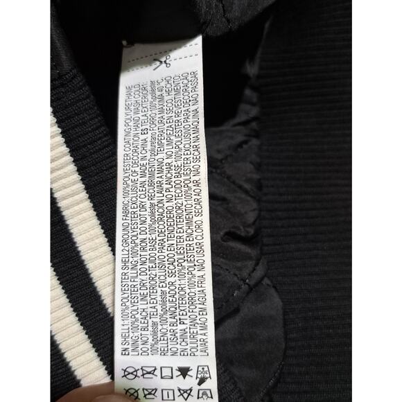 Forever 21 Juniors Varsity Jacket Size M Cream Black Schoolgirl Dark Academia - Picture 7 of 7